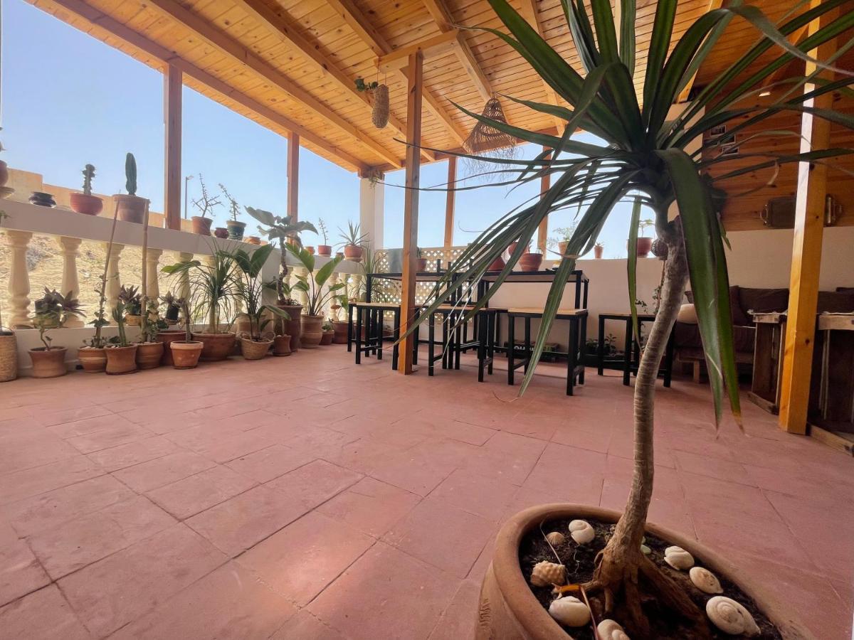 We Surf Morocco Boutique House Hostel Taghazout Ngoại thất bức ảnh